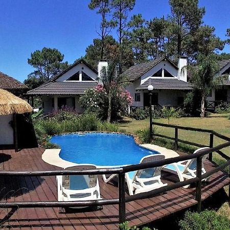 Bungalows Punta Colorada Piriapolis Bagian luar foto