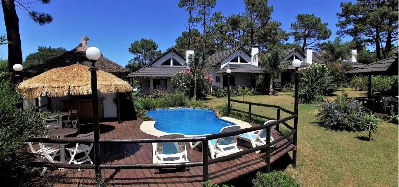 Bungalows Punta Colorada Piriapolis Bagian luar foto