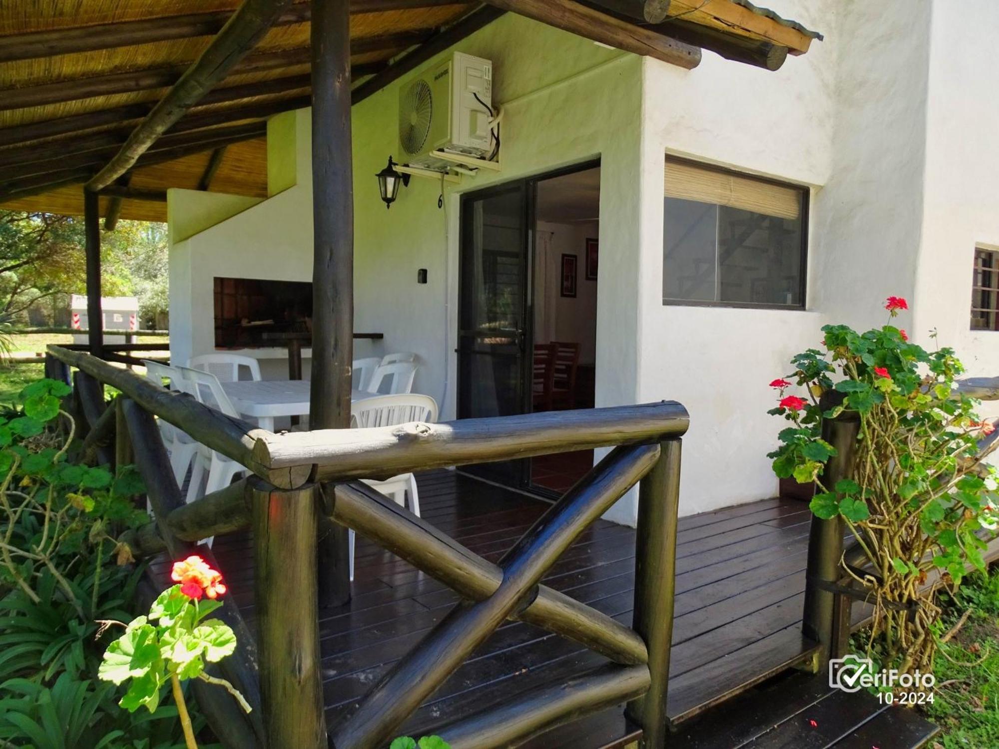 Bungalows Punta Colorada Piriapolis Bagian luar foto
