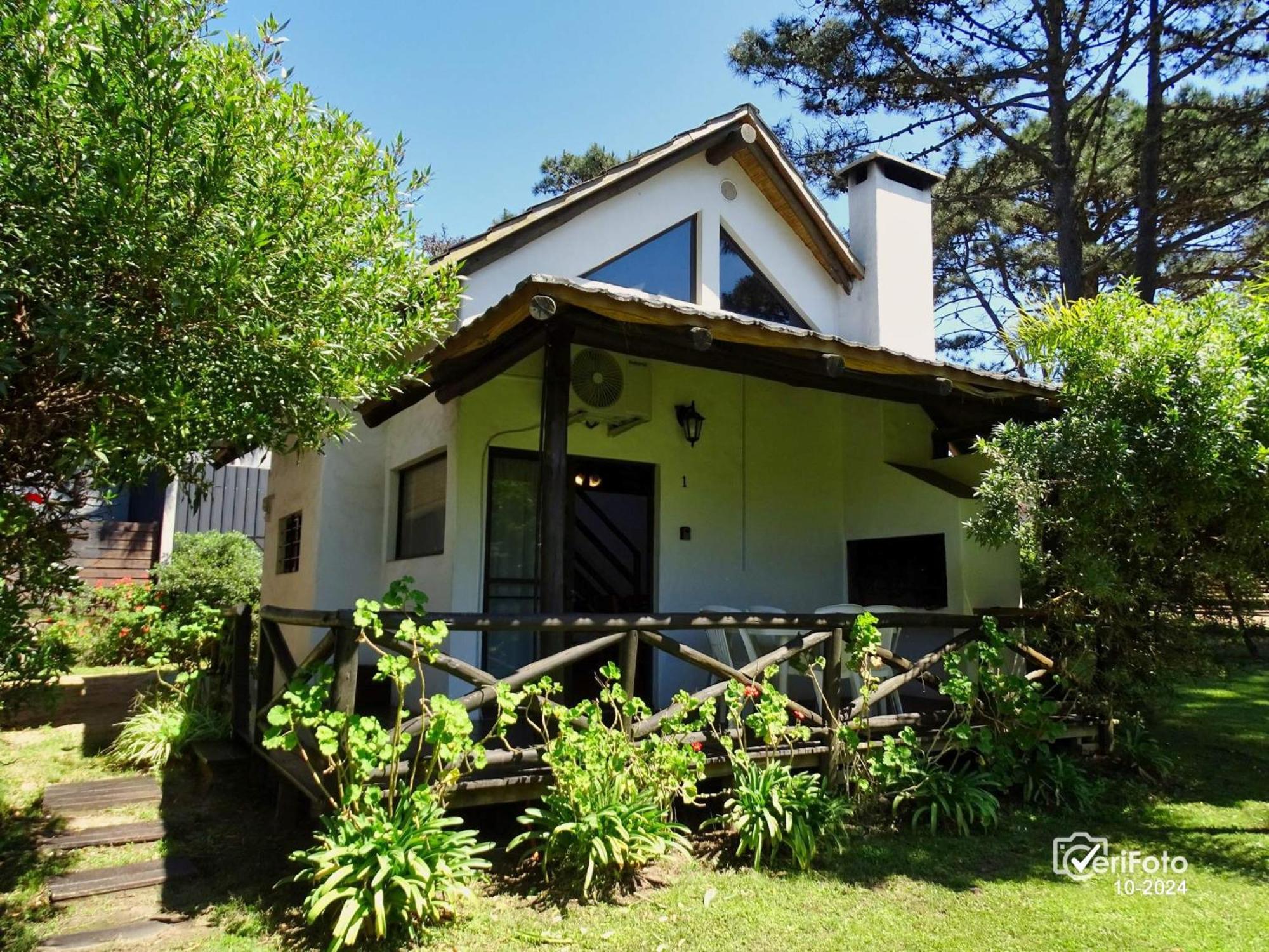 Bungalows Punta Colorada Piriapolis Bagian luar foto