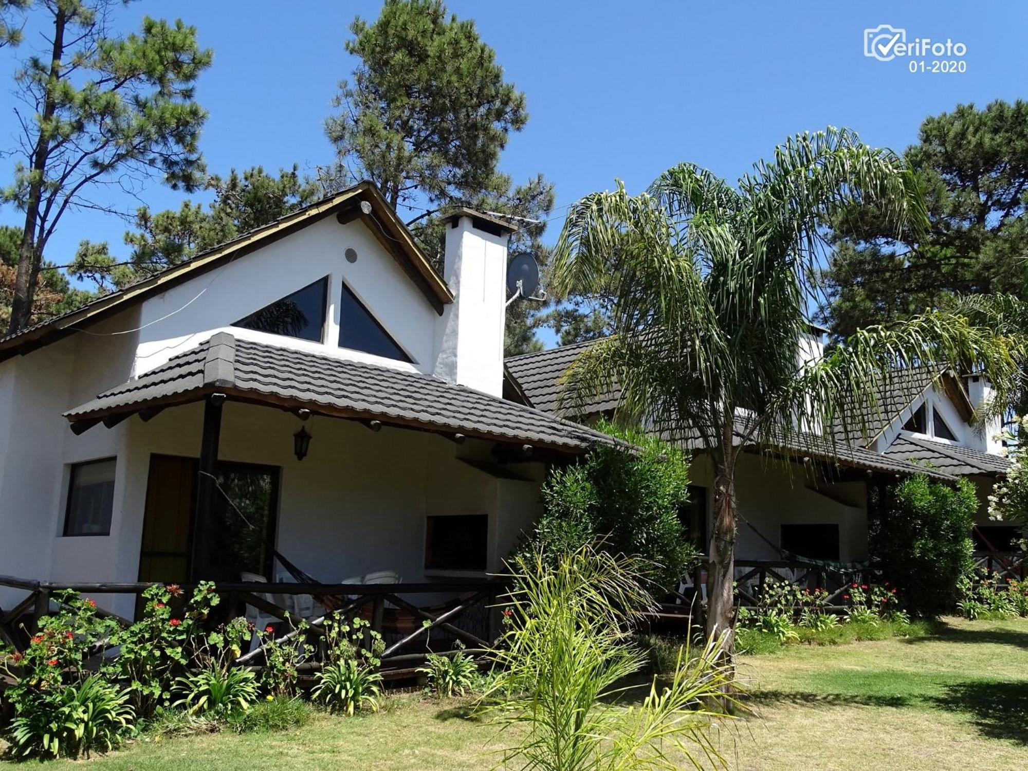 Bungalows Punta Colorada Piriapolis Bagian luar foto