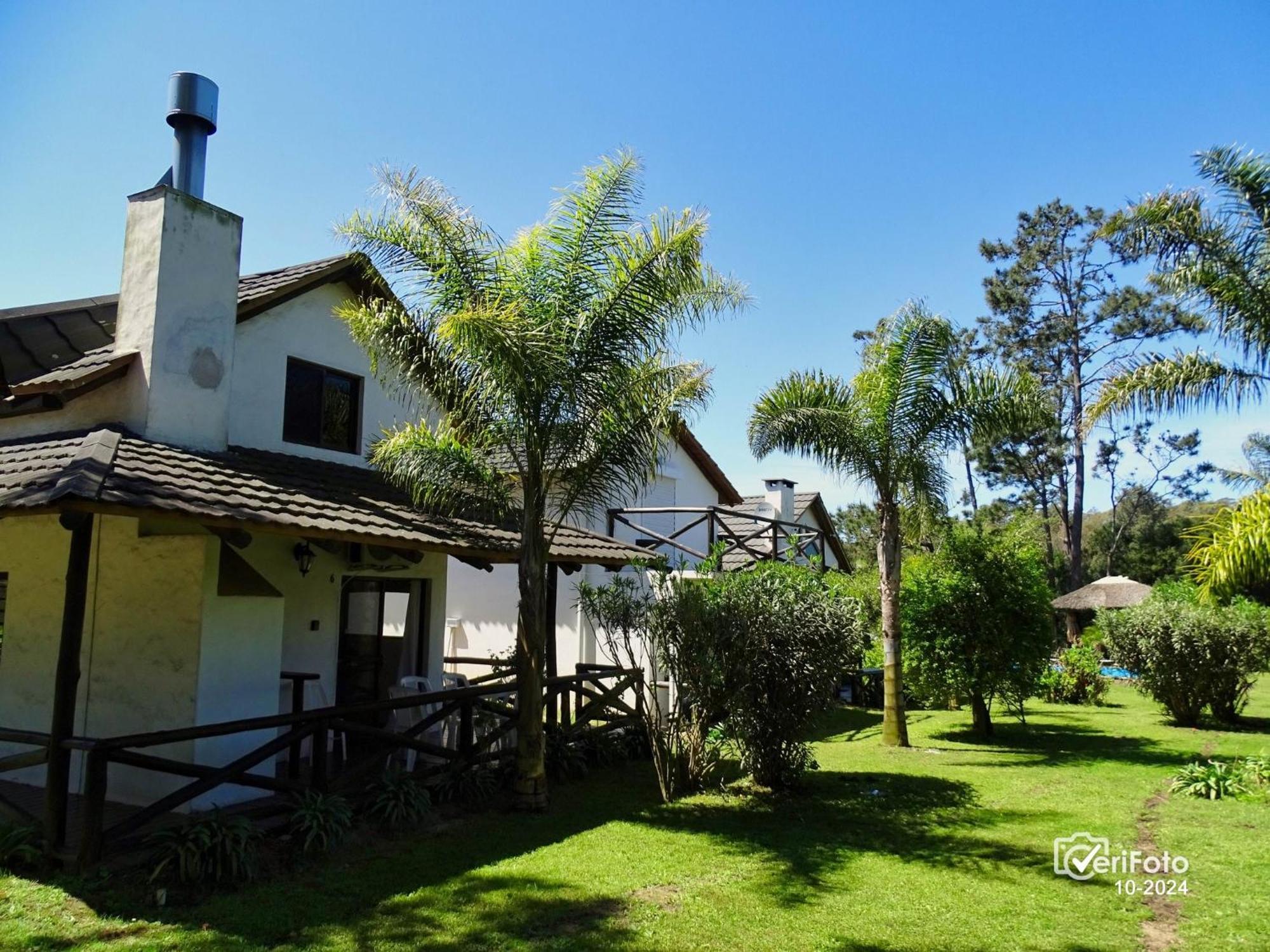 Bungalows Punta Colorada Piriapolis Bagian luar foto